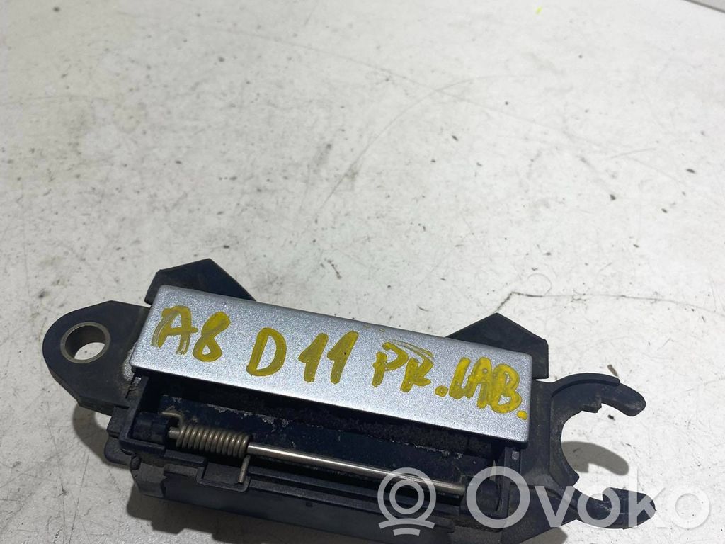 Audi A8 S8 D2 4D Klamka zewnętrzna drzwi 