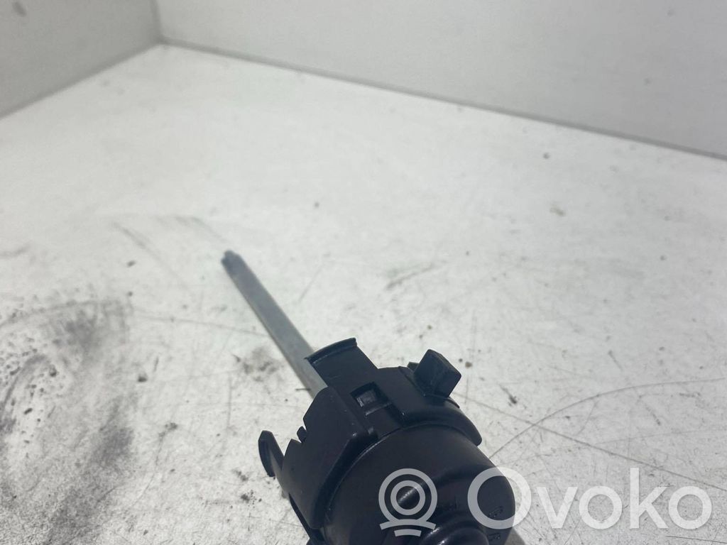 BMW 5 E60 E61 Virtalukon kytkin 