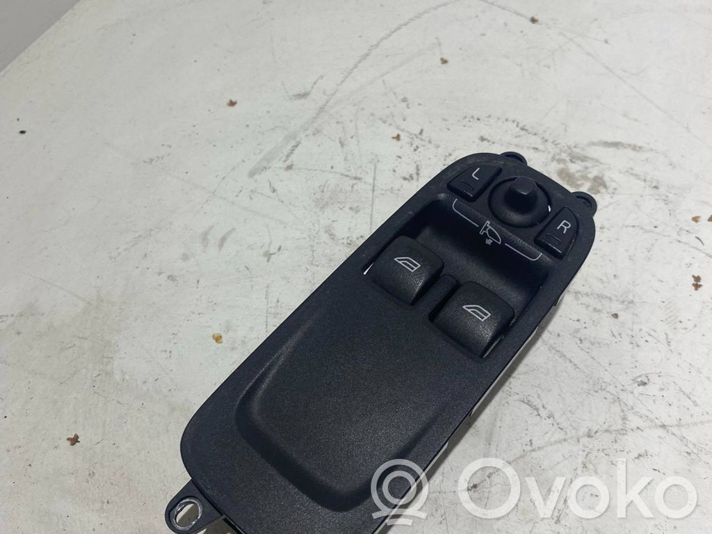 Volvo C30 Electric window control switch 