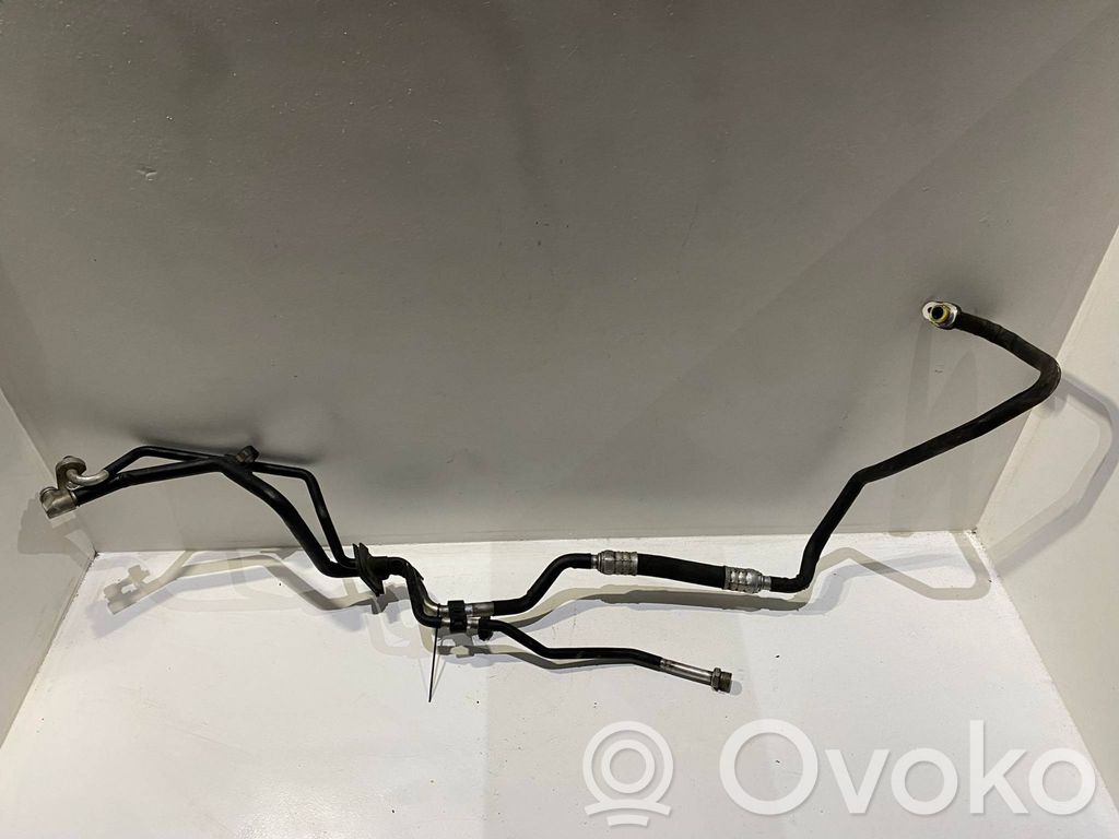 Audi A8 S8 D3 4E Ilmastointilaitteen putki (A/C) 