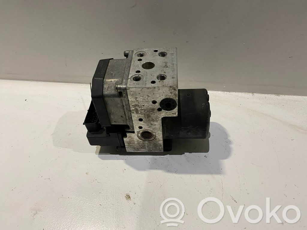 Audi A4 S4 B6 8E 8H ABS Pump 