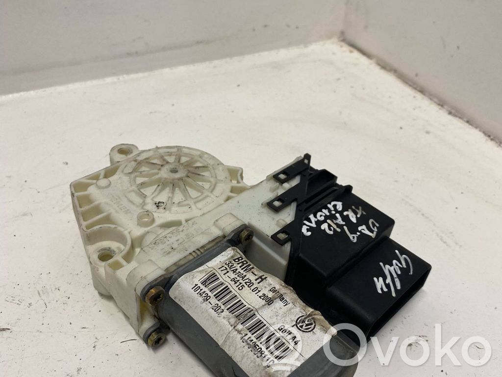 Volkswagen Golf IV Motor macara geam ușă spate 
