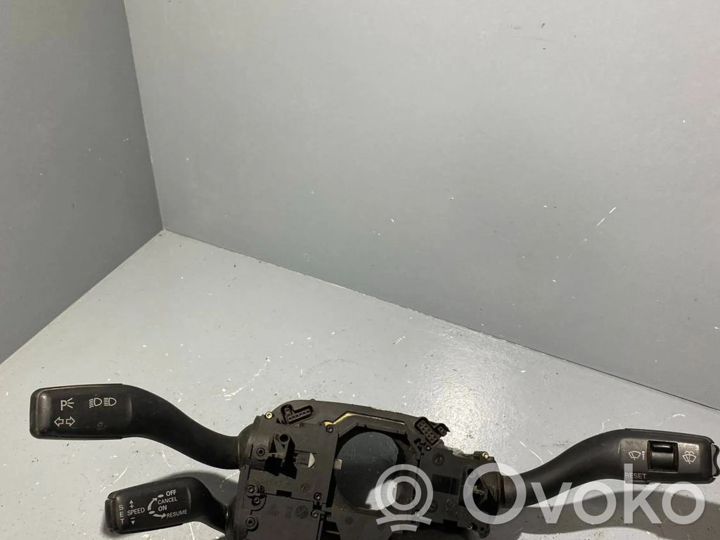 Audi A6 S6 C6 4F Wiper turn signal indicator stalk/switch 