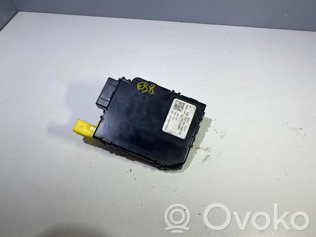 Volkswagen Golf V Steering angle sensor 