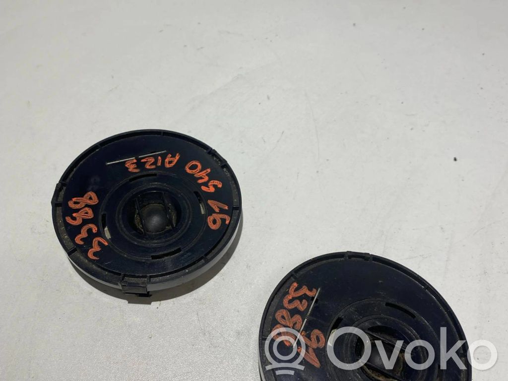 Volvo S40, V40 Altavoz del panel 