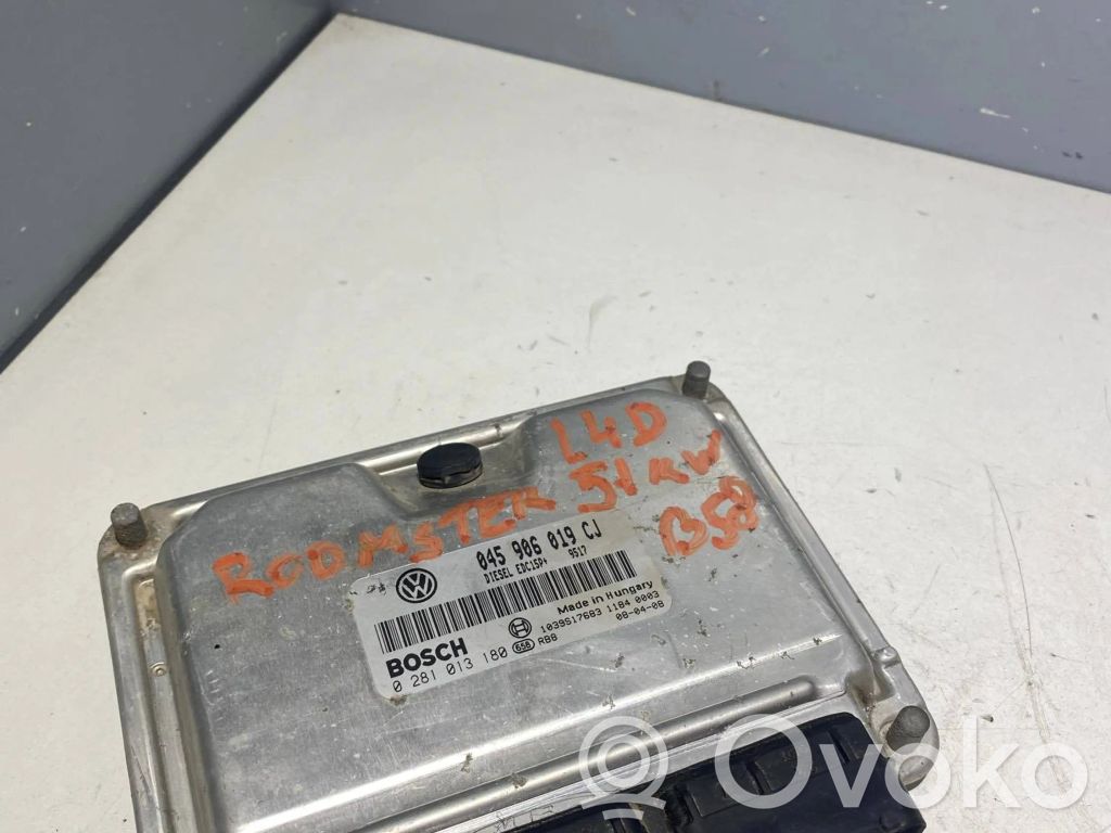 Skoda Roomster (5J) Engine control unit/module 