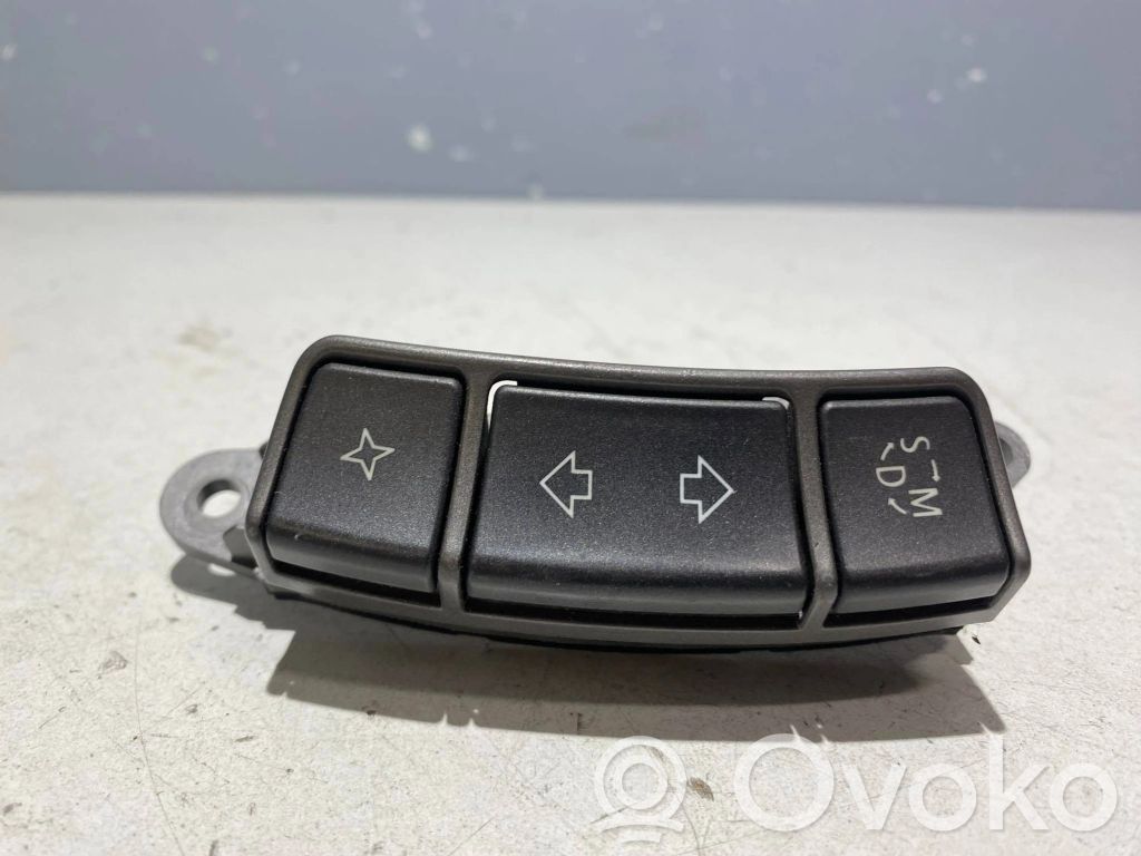 BMW 7 E65 E66 Boutons / interrupteurs volant 