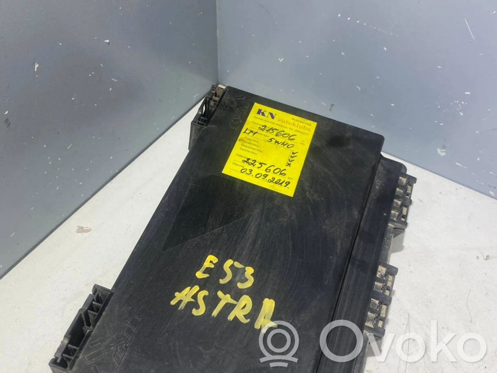 Opel Astra H Módulo de fusible 