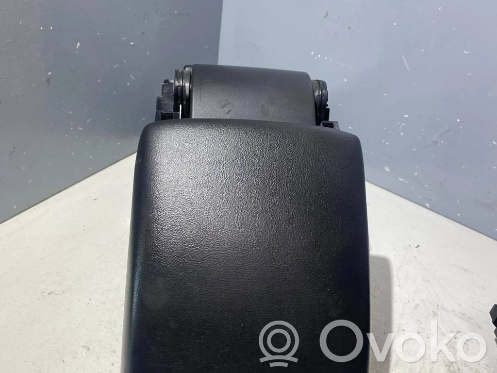 Volvo XC60 Armrest 