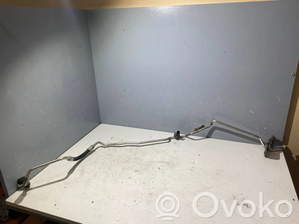 BMW 5 E60 E61 Air conditioning (A/C) pipe/hose 
