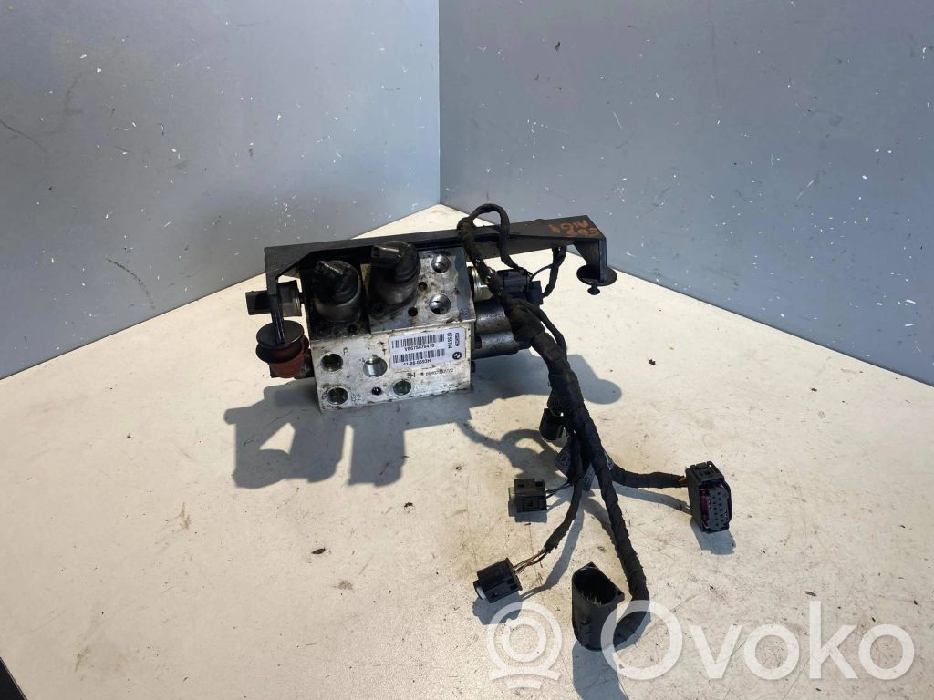BMW 7 E65 E66 Active stabilizer control/valve assembly 
