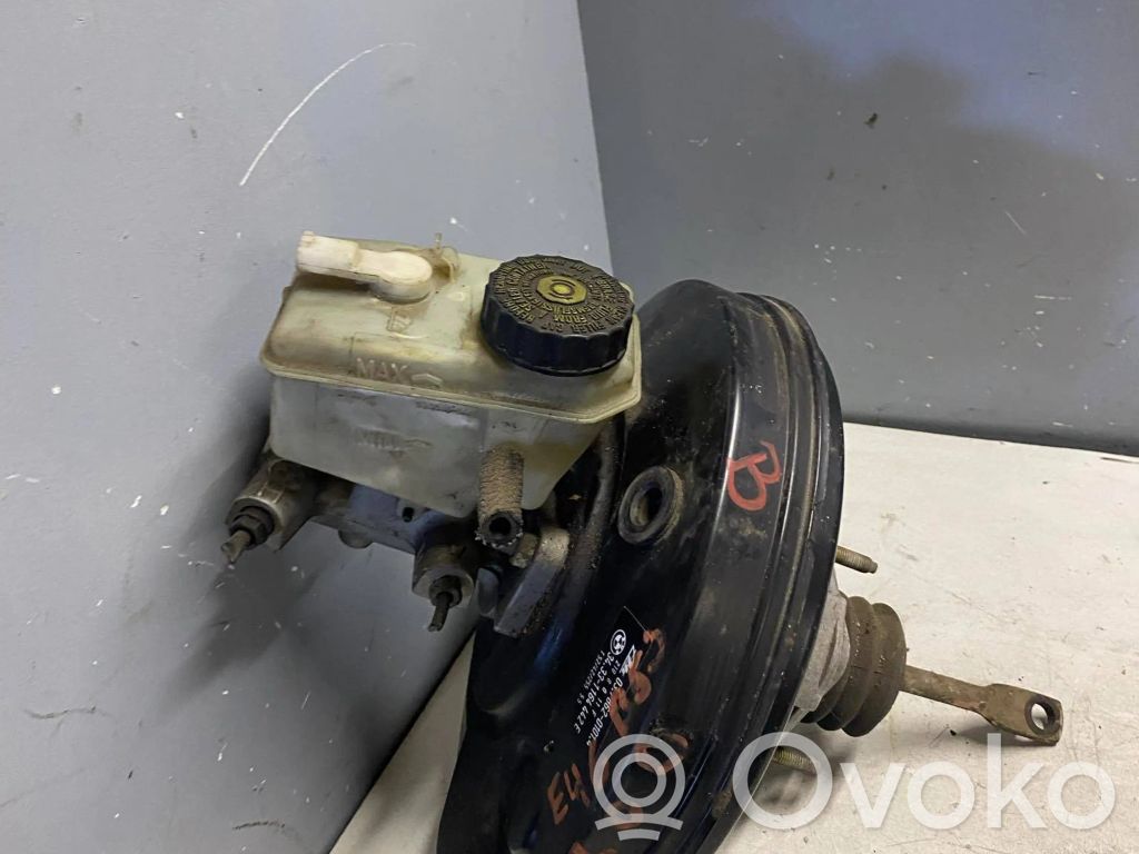 BMW 3 E46 Brake booster 