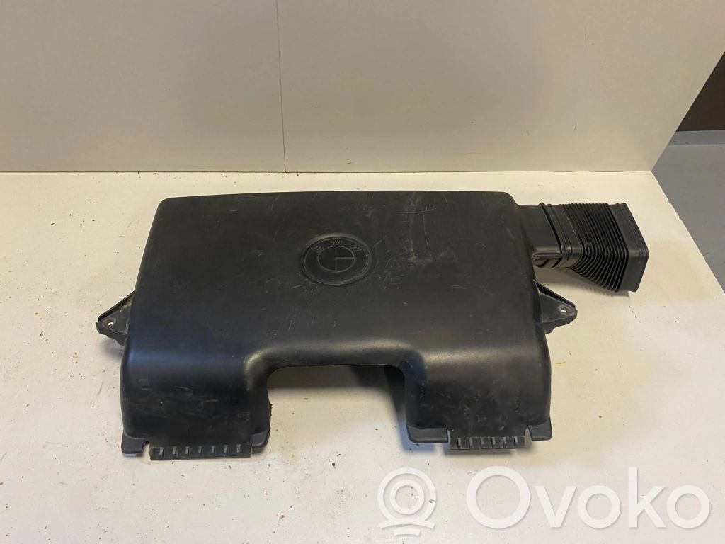 BMW 1 E81 E87 Air intake duct part 