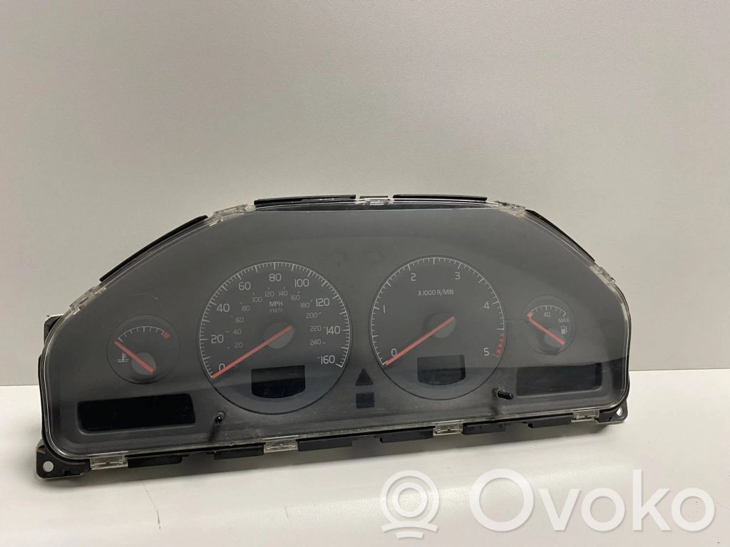 Volvo S80 Speedometer (instrument cluster) 
