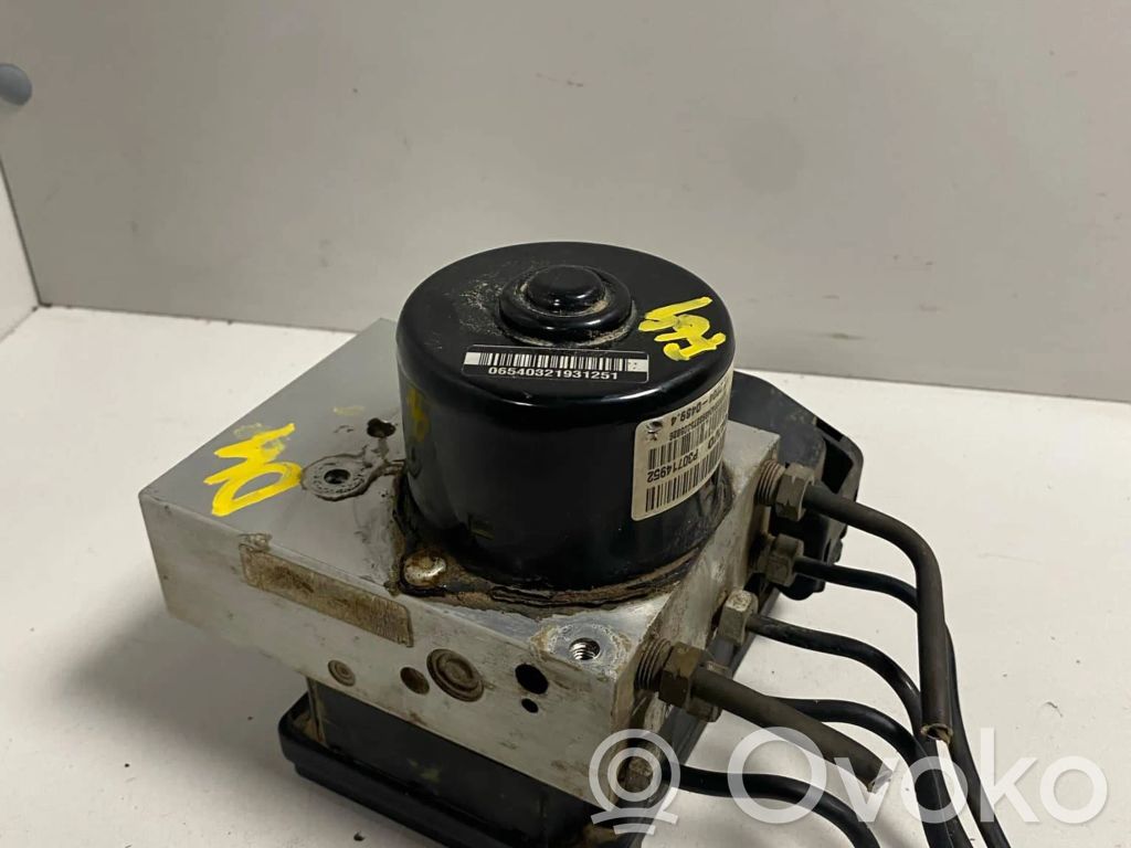 Volvo XC90 ABS Pump 