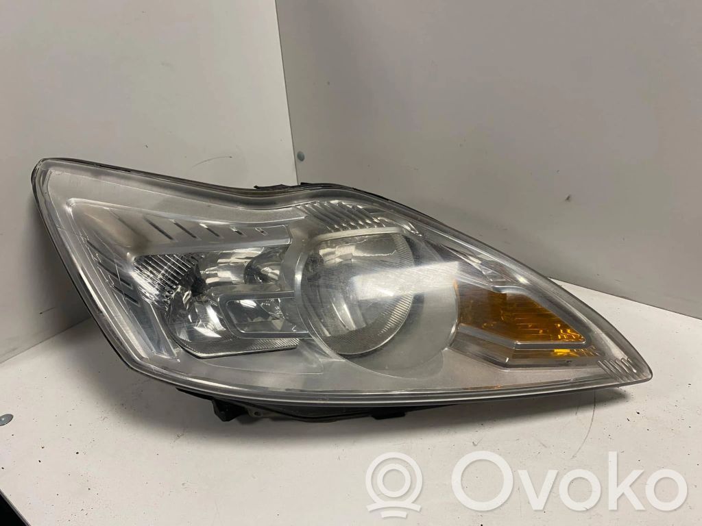 Ford Focus Headlight/headlamp 