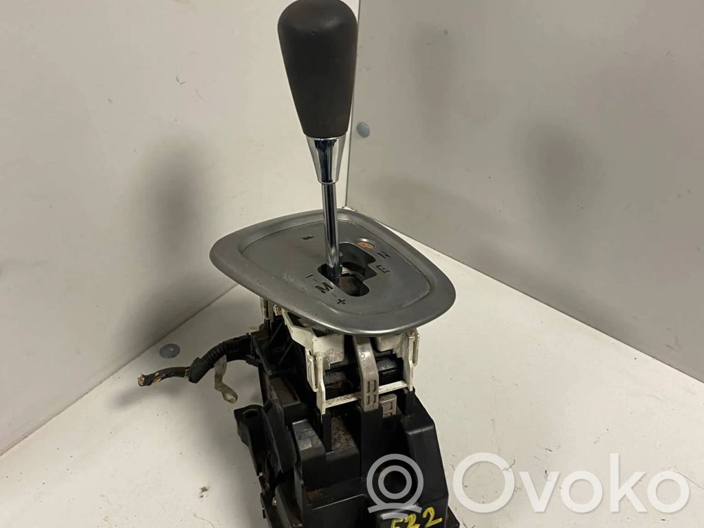 Toyota Aygo AB10 Gear shifter/selector 