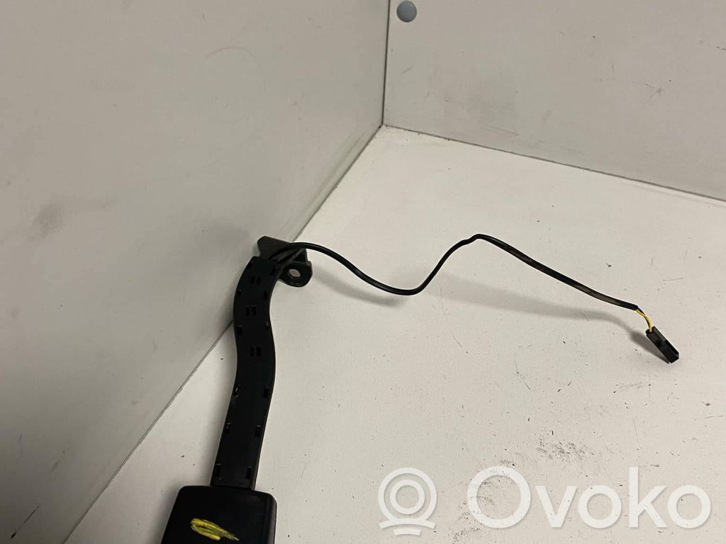 Volkswagen Golf Cross Priekšējās jostas sprādze 