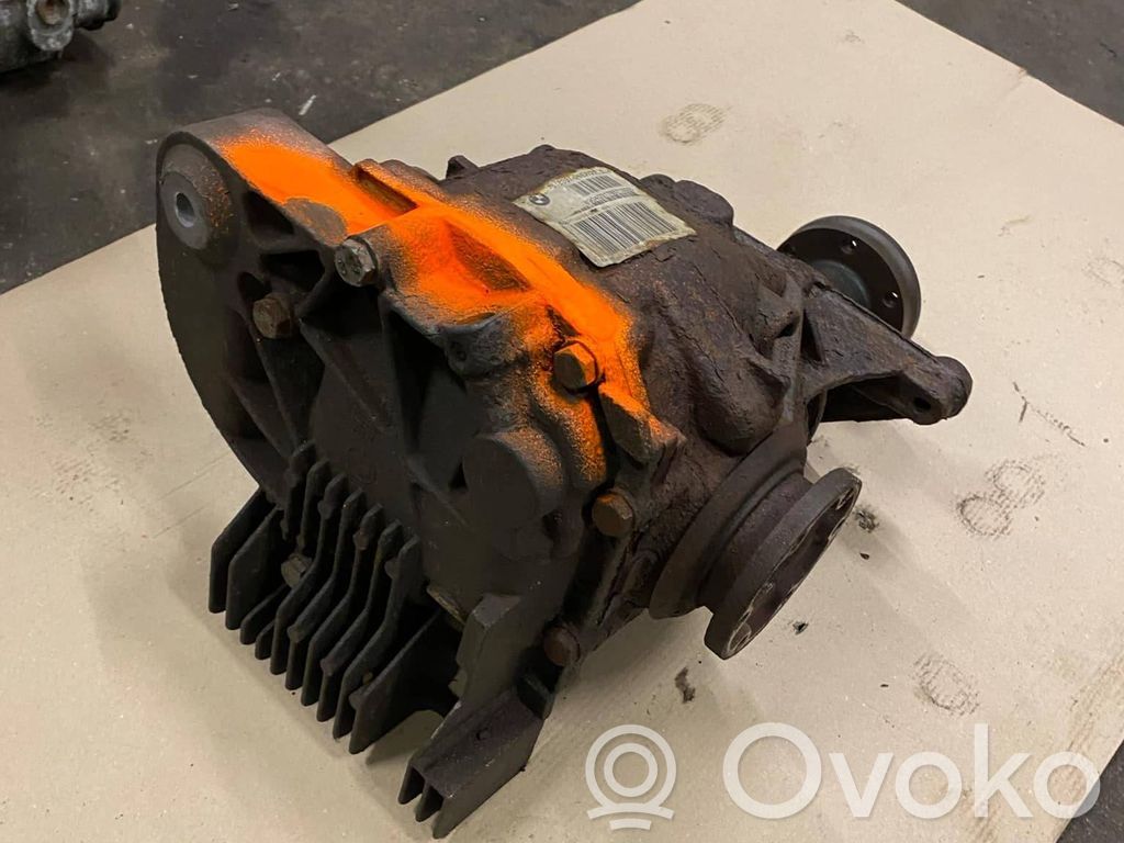 BMW 5 E60 E61 Galinis reduktorius 