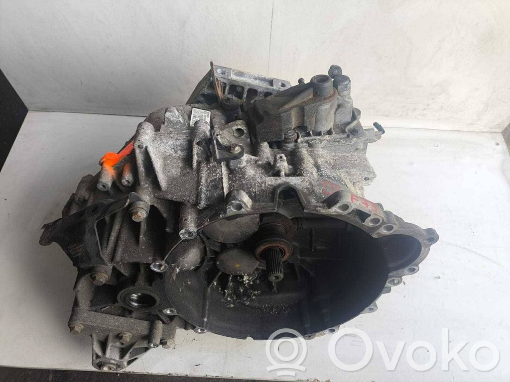 Volvo V70 Manualna 6-biegowa skrzynia biegów 