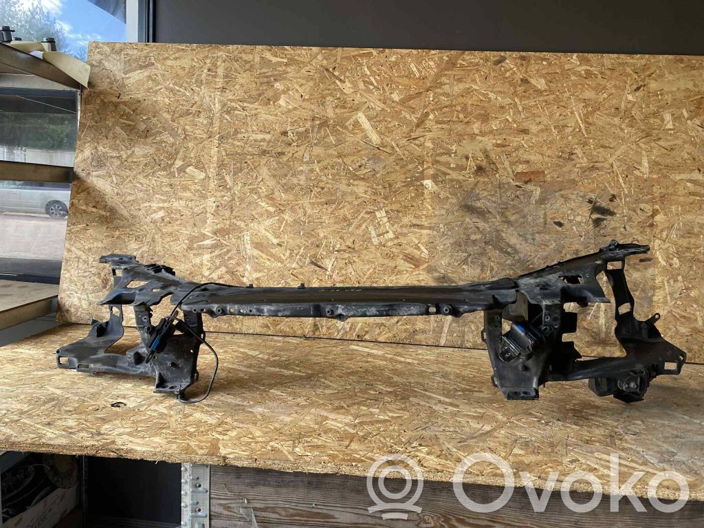 Volvo V60 Radiatoru panelis 