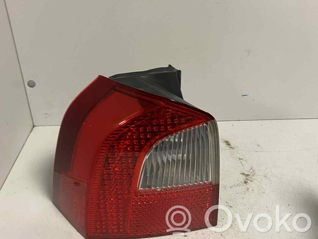 Volvo V70 Rear/tail lights 
