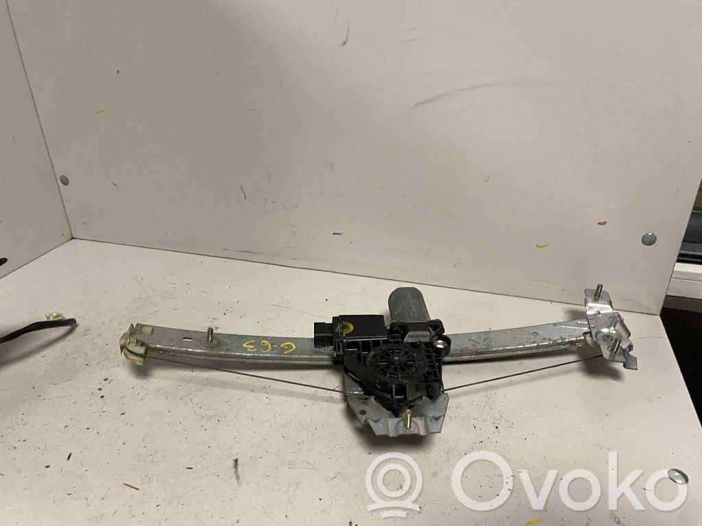 Opel Zafira A Elektryczny podnośnik szyby drzwi tylnych 