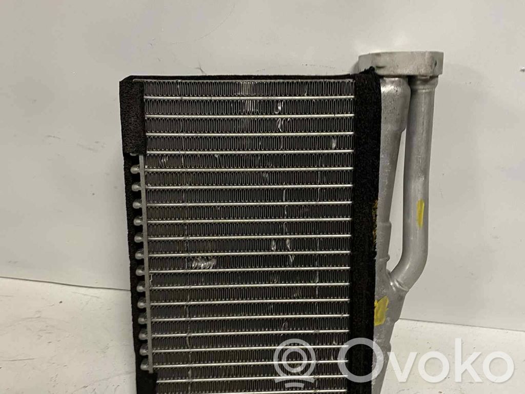 BMW 5 E39 Pečiuko radiatorius 