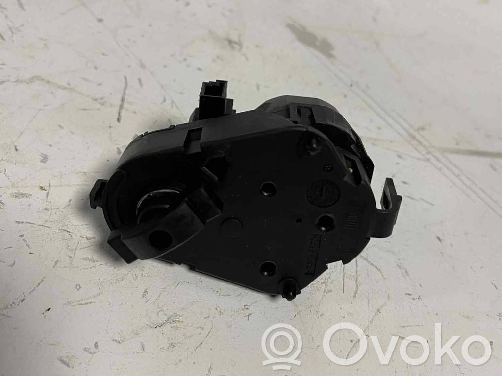 BMW 5 E39 Motor/activador trampilla de calefacción 