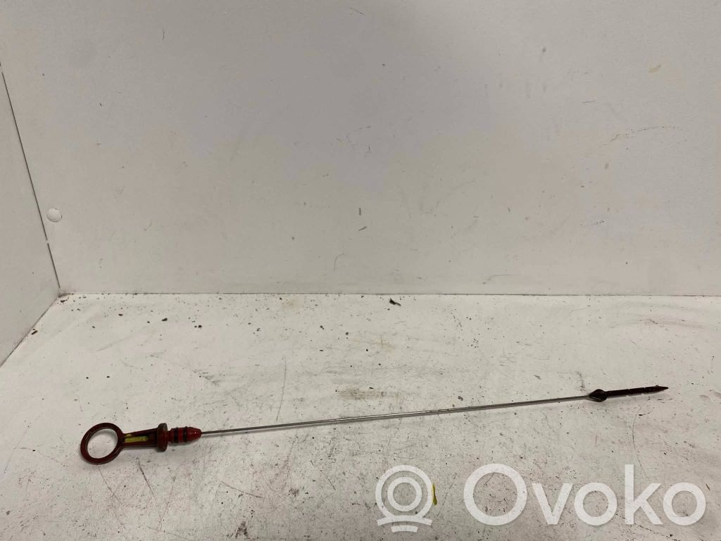 BMW 5 E39 Öljyntason mittatikku 