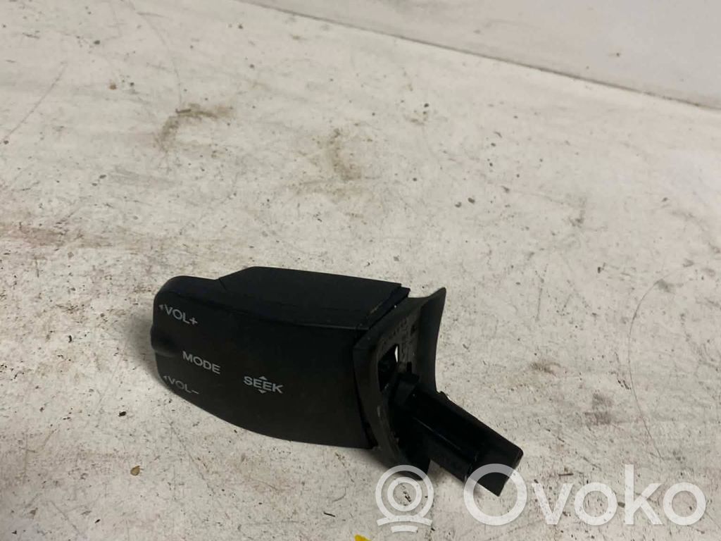 Ford Focus Interruptor de control multifunción 