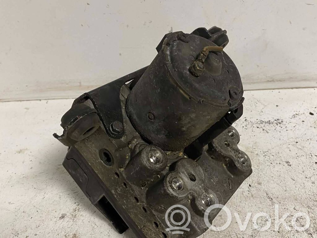 Audi A4 S4 B5 8D ABS-pumppu 
