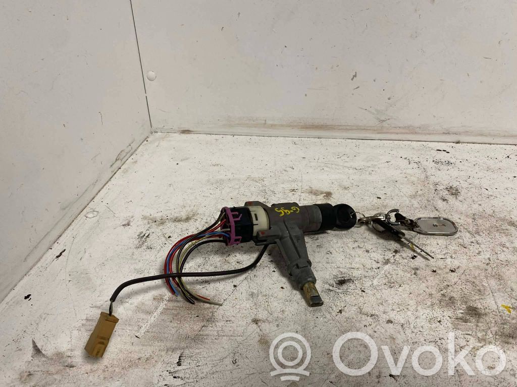 Audi 80 90 S2 B4 Ignition lock 