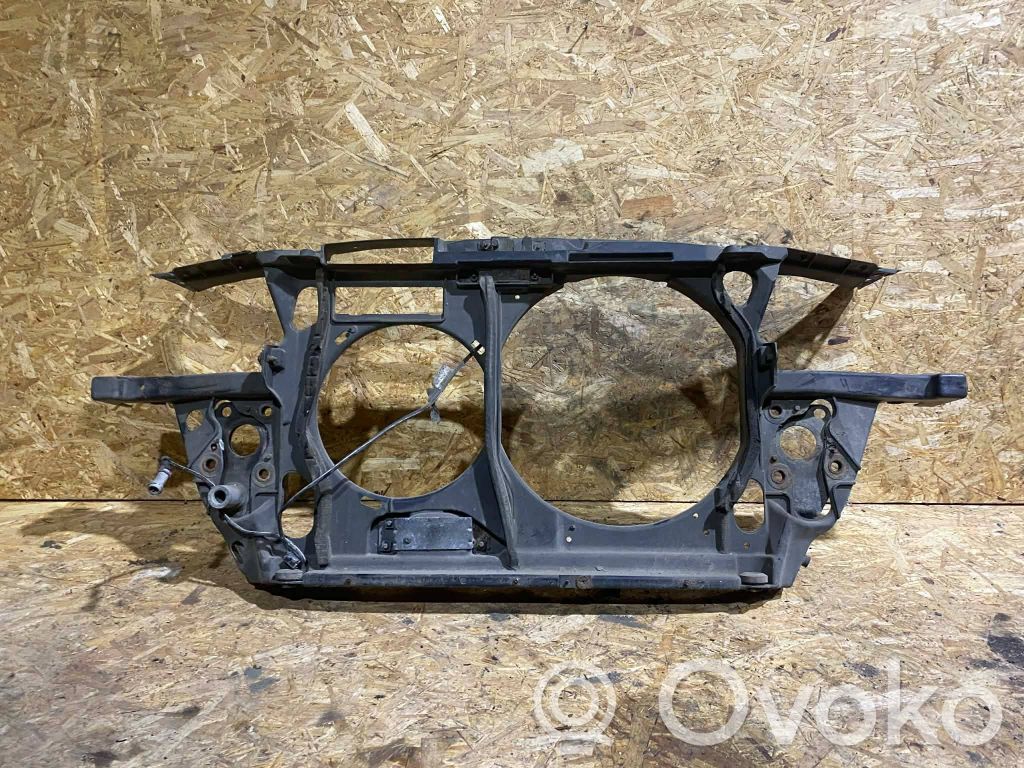 Audi A6 S6 C5 4B Radiatorių panelė 