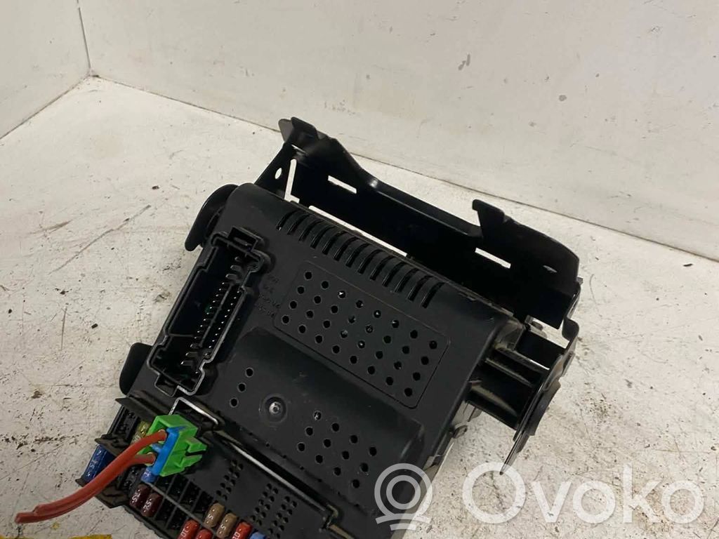 Volvo XC70 Modul siguranțe 
