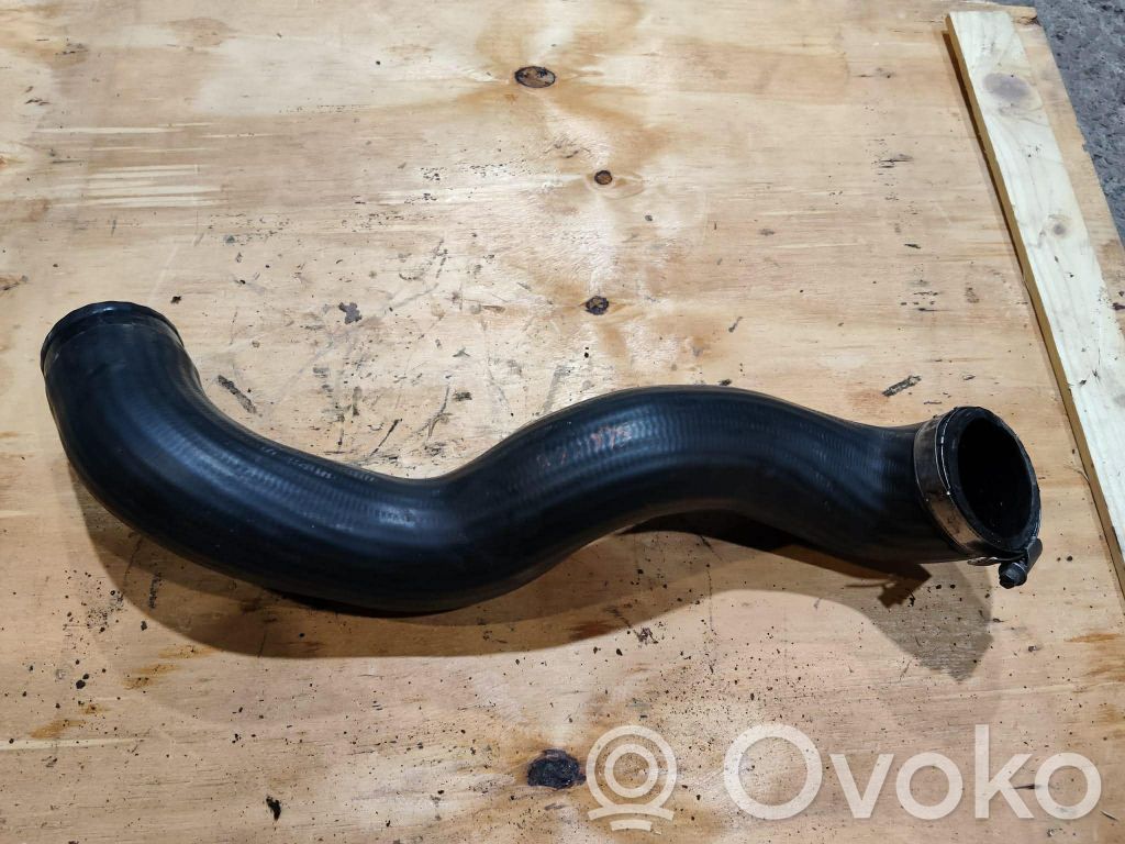 Volvo V70 Furtun/conductă intercooler 