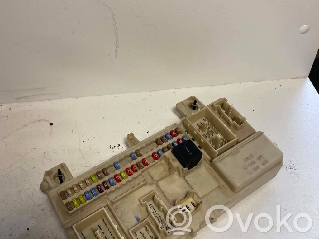 Volvo V50 Fuse module 