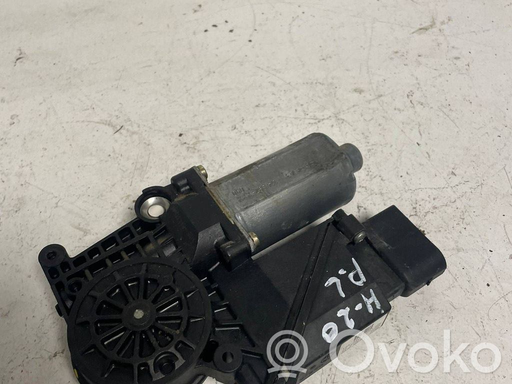 Mercedes-Benz A W168 Silnik regulatora szyby drzwi przednich 