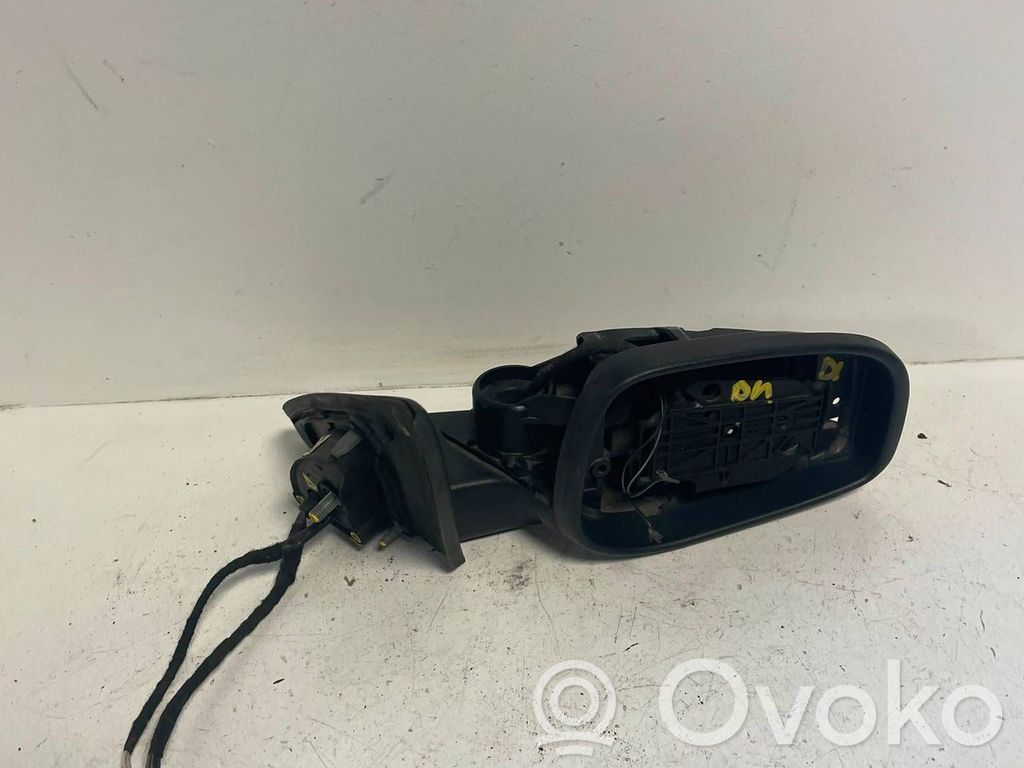 Elektryczne lusterko boczne drzwi przednich   30634063,4001902