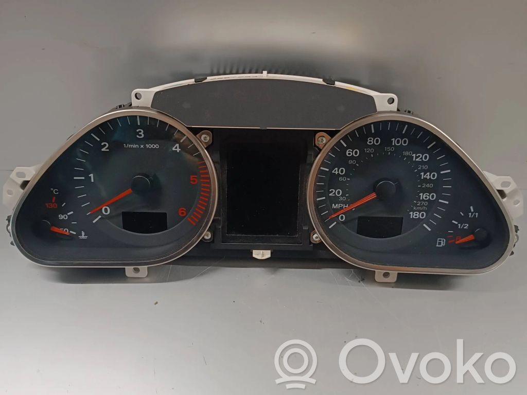 Audi Q7 4L Geschwindigkeitsmesser Cockpit 