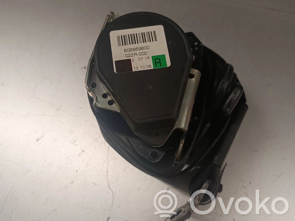 Audi Q7 4L Pas bezpieczeństwa fotela tylnego 