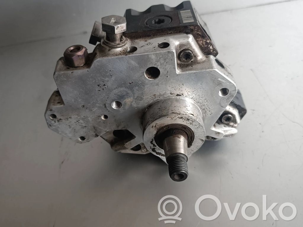 Audi A8 S8 D3 4E Pompa wtryskowa wysokiego ciśnienia 