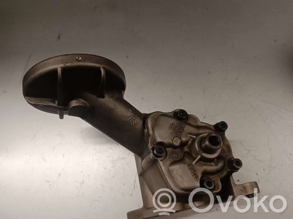 Audi Q7 4L Öljypumppu 