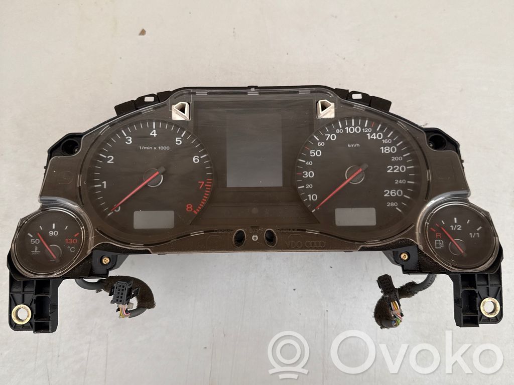 Audi A8 S8 D3 4E Speedometer (instrument cluster) 