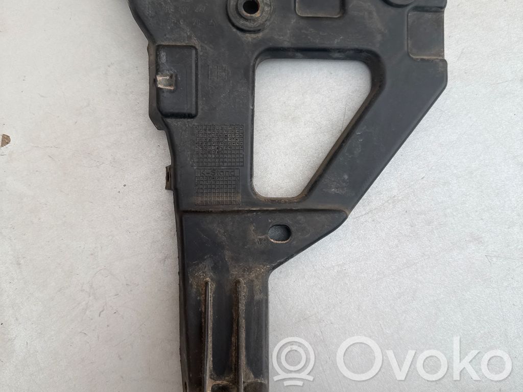 Front bumper mounting bracket   4F0807227,13672