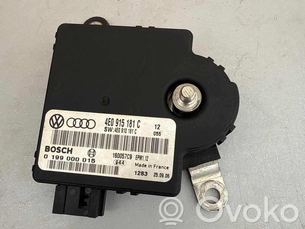 Audi A8 S8 D3 4E Module de contrôle de batterie 