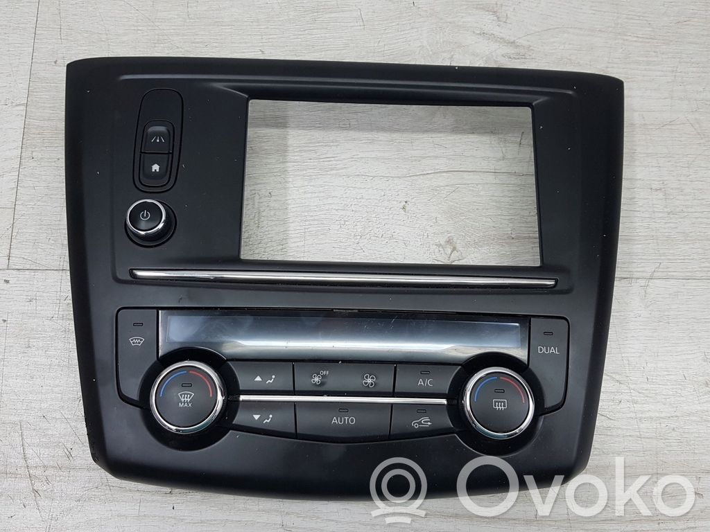 Renault Kadjar Climate control unit 