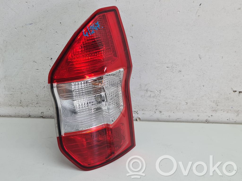 Ford Turneo Courier Takavalot 