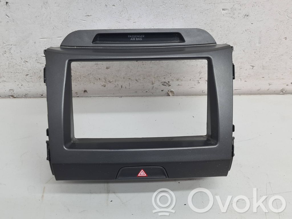KIA Sportage Panel trim 