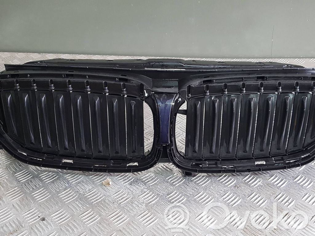 BMW 5 G30 G31 G38 Etusäleikkö 